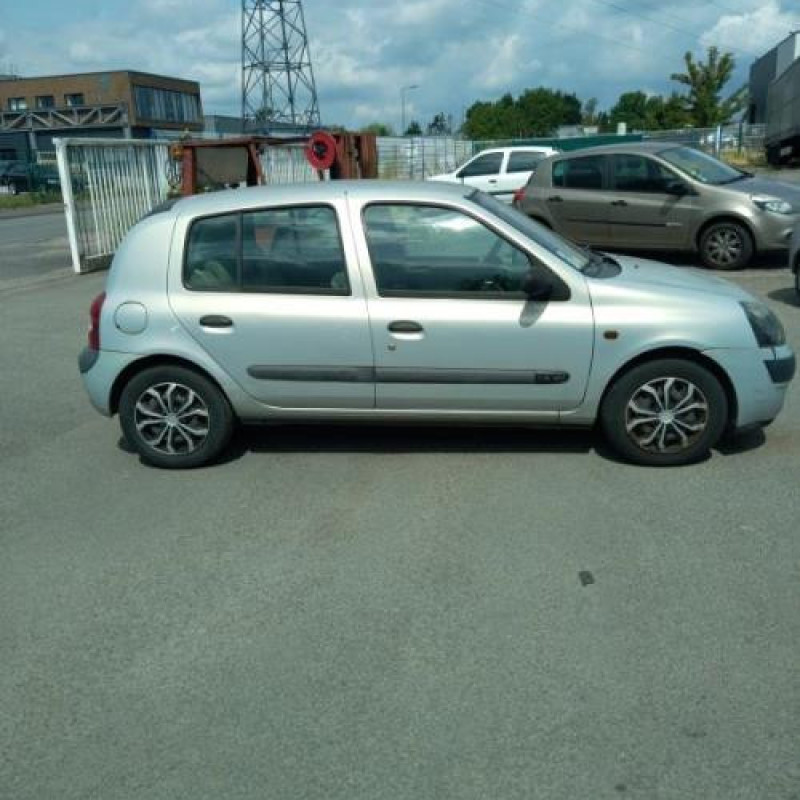 Tambour arriere droit RENAULT CLIO 2 Photo n°5
