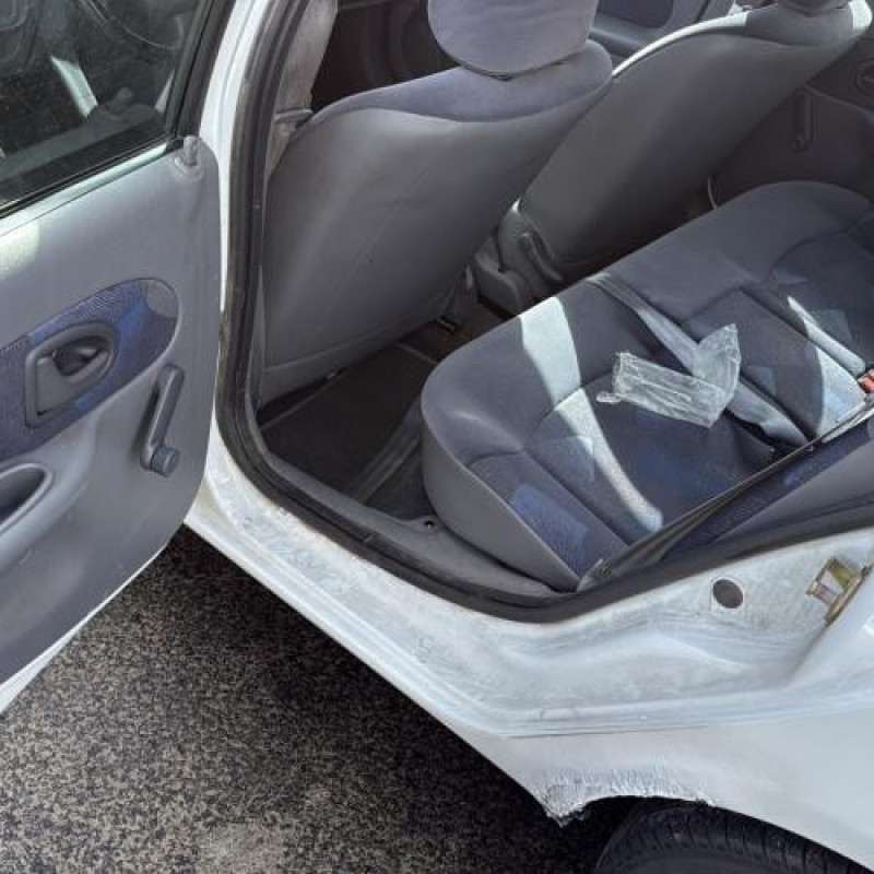 Levier de vitesses RENAULT CLIO 2 Photo n°15