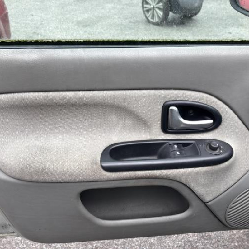 Tambour arriere droit RENAULT CLIO 2 Photo n°10