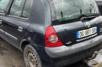 Renfort pare choc avant (traverse) RENAULT CLIO 2