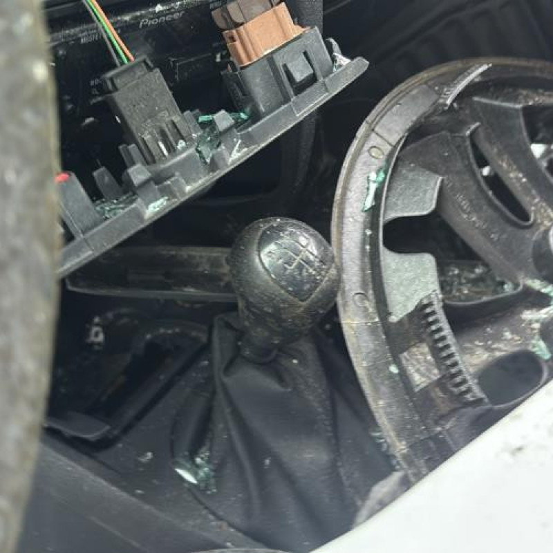 Ressort de suspension arriere gauche RENAULT CLIO 2 Photo n°16