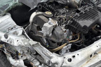 Poignee porte arriere gauche RENAULT CLIO 2