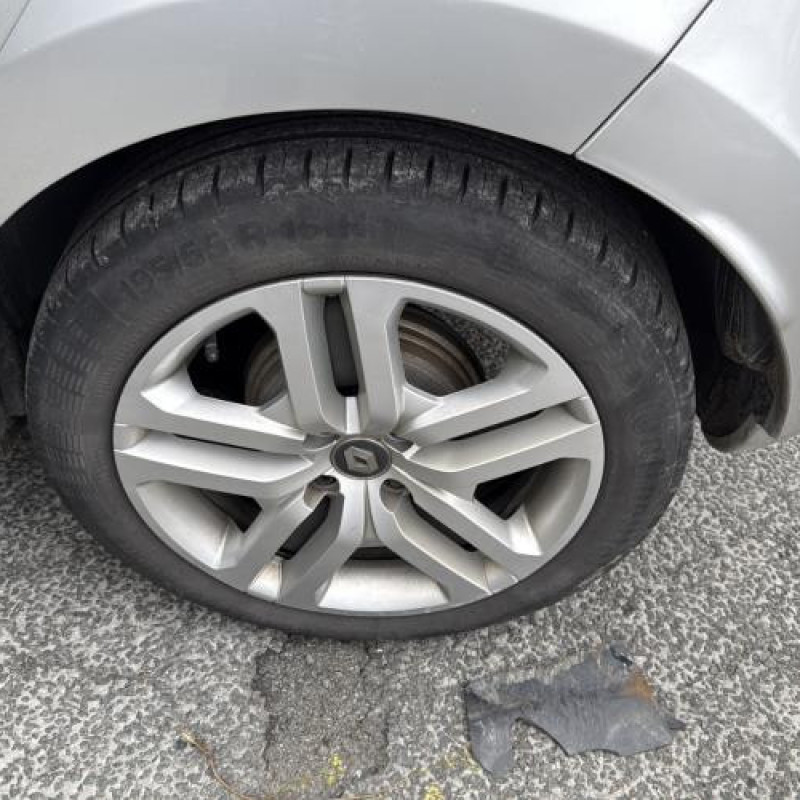 Tambour arriere droit RENAULT CLIO 4 Photo n°15