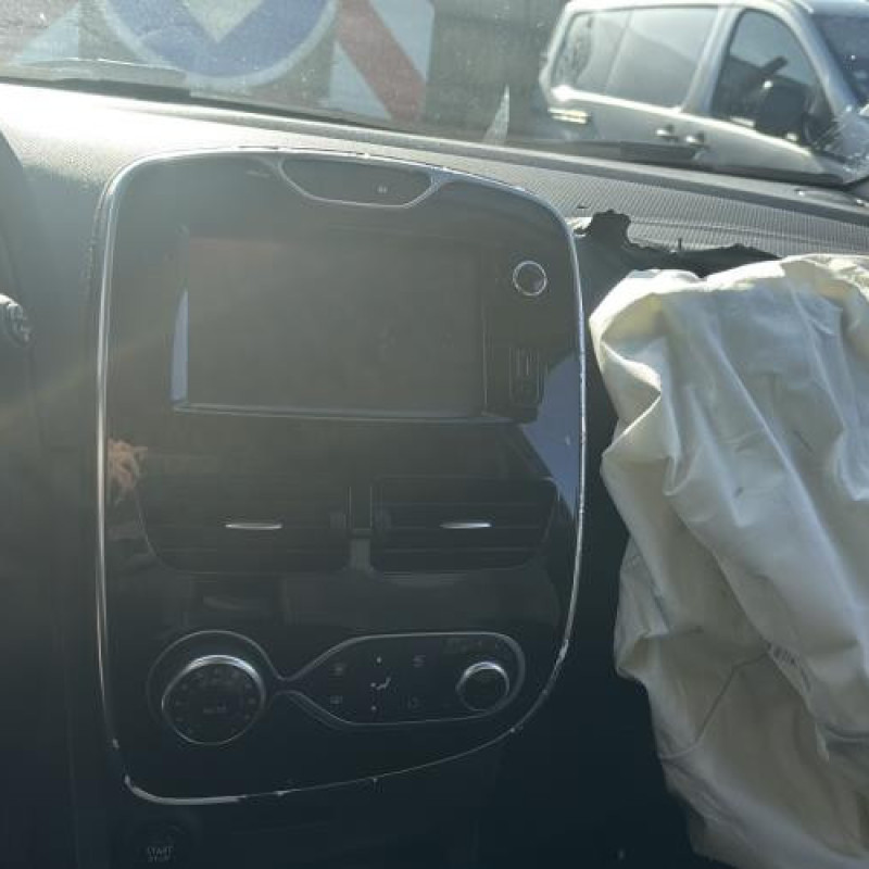 Compteur RENAULT CLIO 4 Photo n°19