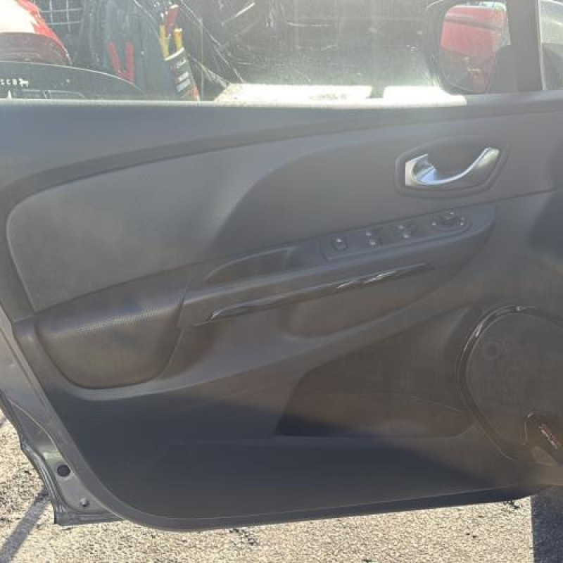 Tambour arriere gauche RENAULT CLIO 4 Photo n°12