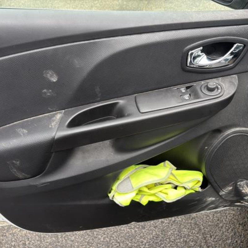 Tambour arriere droit RENAULT CLIO 4 Photo n°14