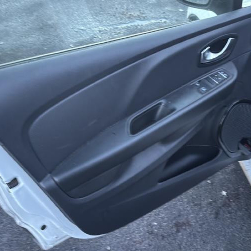 Demi berceau RENAULT CLIO 4 Photo n°10