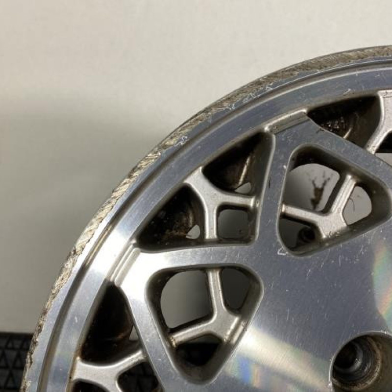 Jante RENAULT LAGUNA 1 Photo n°3