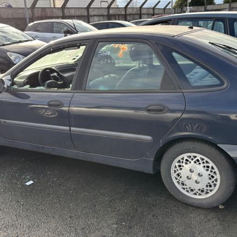 Jante RENAULT LAGUNA 1 Photo n°10