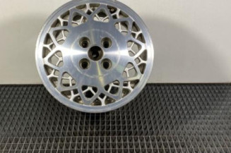 Jante RENAULT LAGUNA 1 Photo n°1