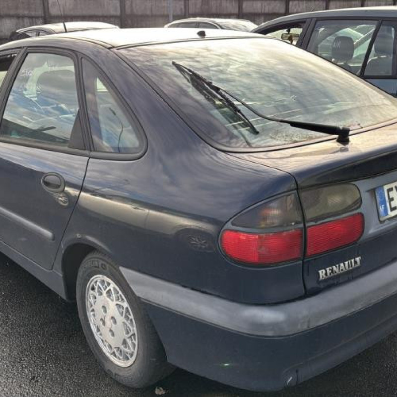 Jante RENAULT LAGUNA 1 Photo n°7