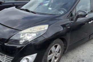 Reservoir essence RENAULT GRAND SCENIC 3 Photo n°1