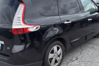 Reservoir essence RENAULT GRAND SCENIC 3