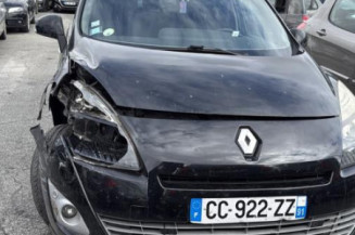 Reservoir essence RENAULT GRAND SCENIC 3