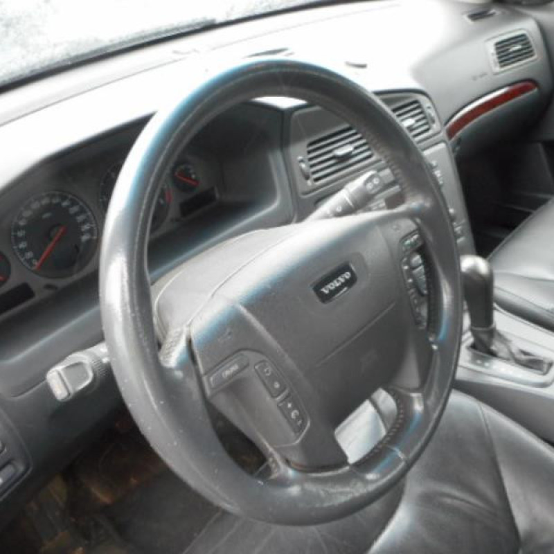 Pompe de direction VOLVO V 70 1 Photo n°8