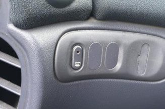 Pompe lave phares RENAULT ESPACE 3