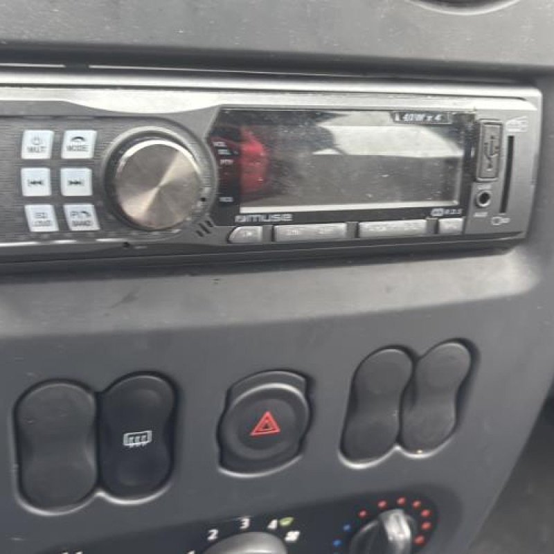 Attache ceinture arriere centrale DACIA SANDERO 1 Photo n°19