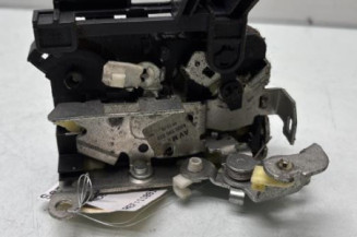 Serrure avant droit DACIA SANDERO 1