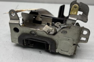 Serrure avant droit DACIA SANDERO 1