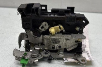 Serrure avant gauche DACIA SANDERO 1