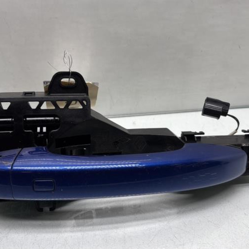 Poignee porte avant gauche RENAULT CLIO 5 Photo n°1