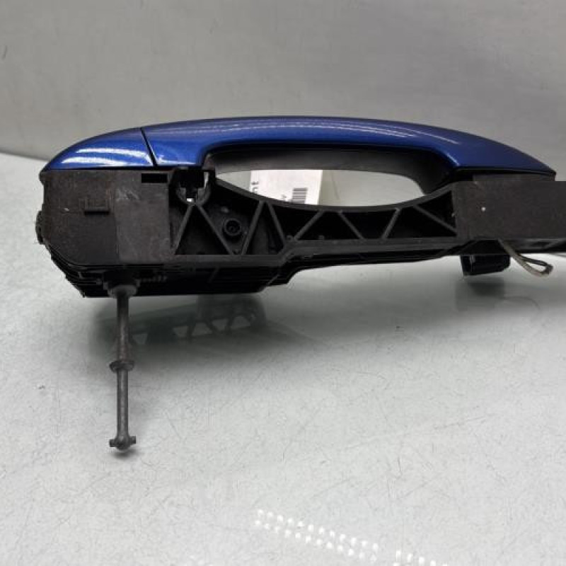 Poignee porte avant gauche RENAULT CLIO 5 Photo n°2