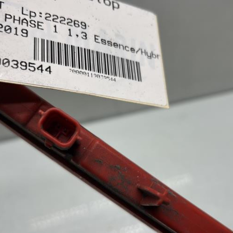 Feu arriere stop central RENAULT CLIO 5 Photo n°3