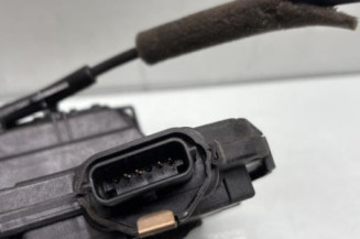 Serrure arriere droit RENAULT CLIO 5