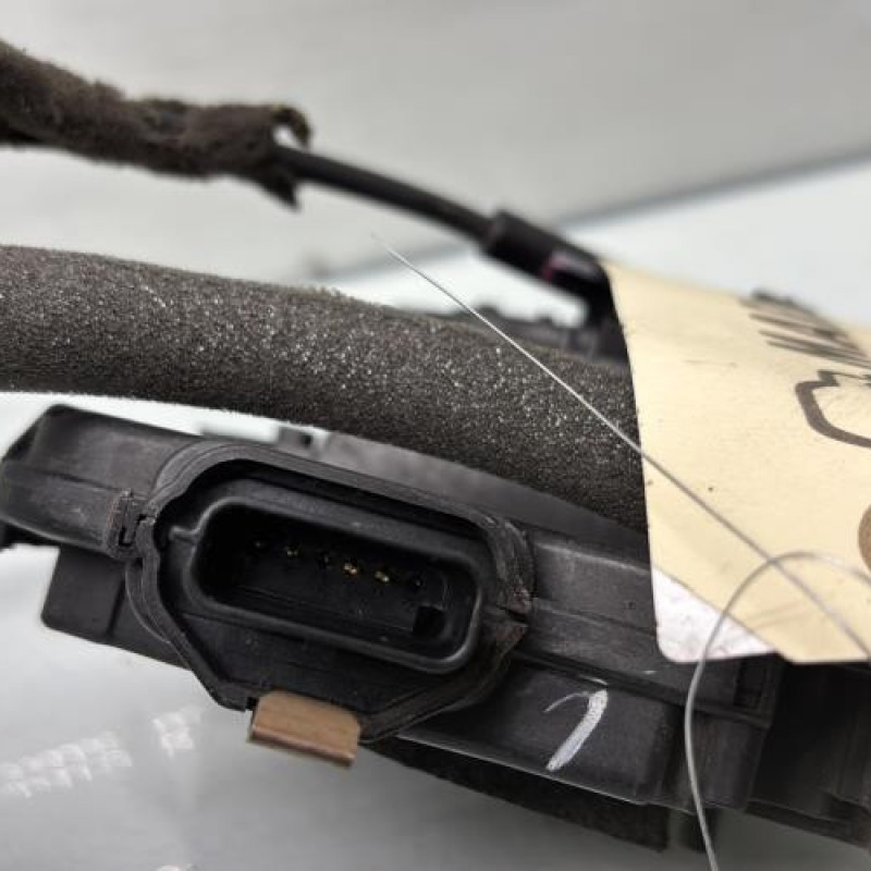 Serrure arriere gauche RENAULT CLIO 5 Photo n°5