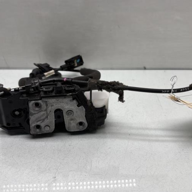 Serrure avant gauche RENAULT CLIO 5 Photo n°1