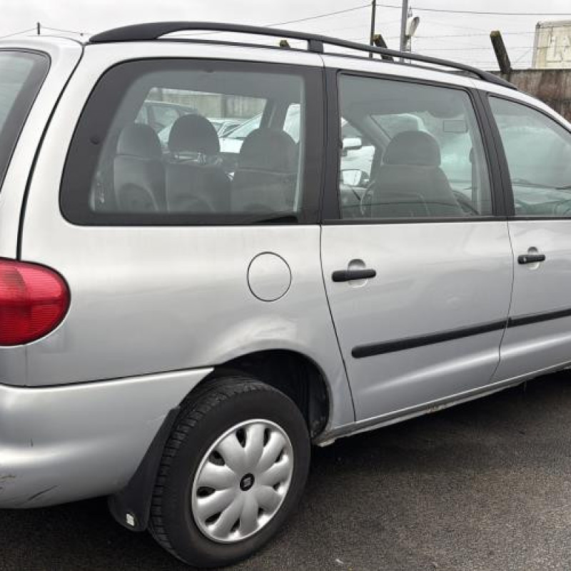 Feu arriere principal gauche (feux) SEAT ALHAMBRA 1 Photo n°6