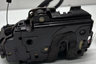 Serrure arriere droit VOLKSWAGEN POLO 4 Photo n°1