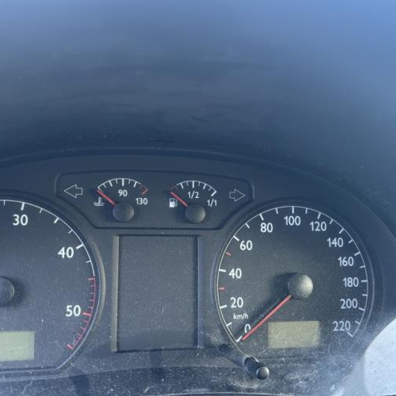 Serrure arriere gauche VOLKSWAGEN POLO 4 Photo n°20