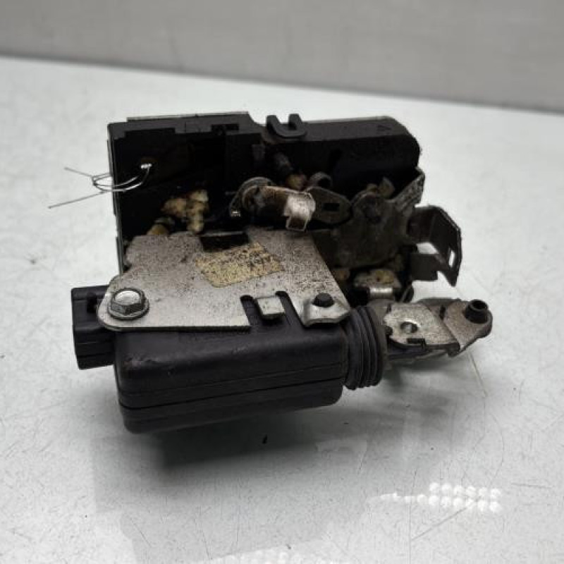 Serrure arriere droit DACIA SANDERO 1 Photo n°2