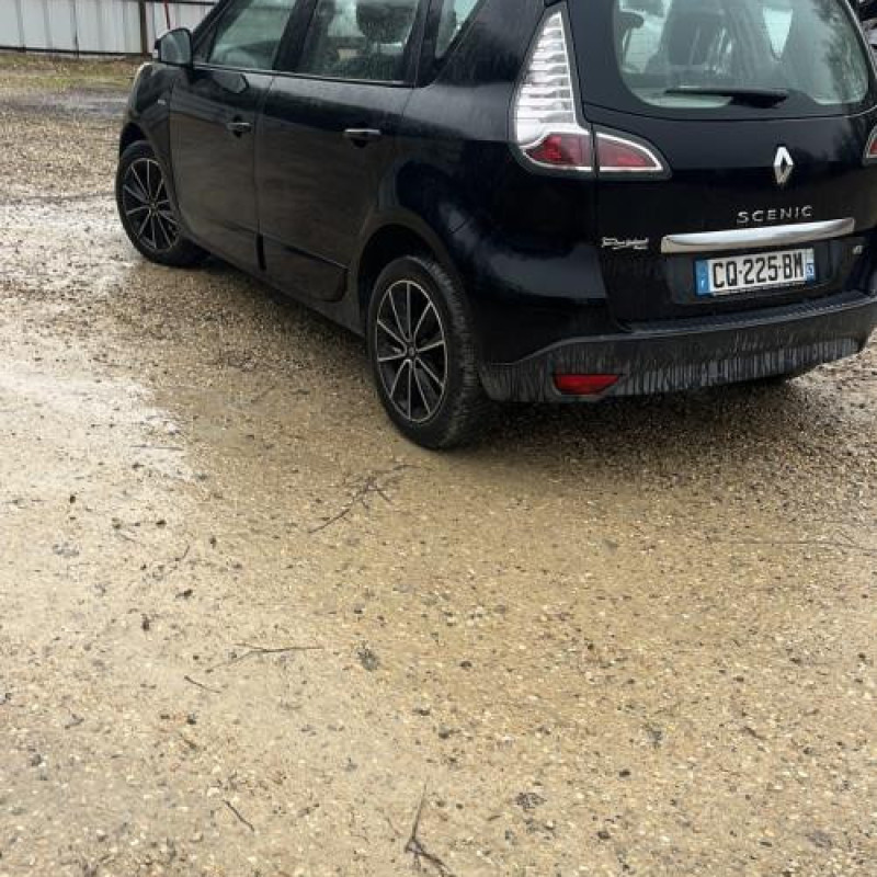 Compresseur clim RENAULT SCENIC 3 Photo n°4