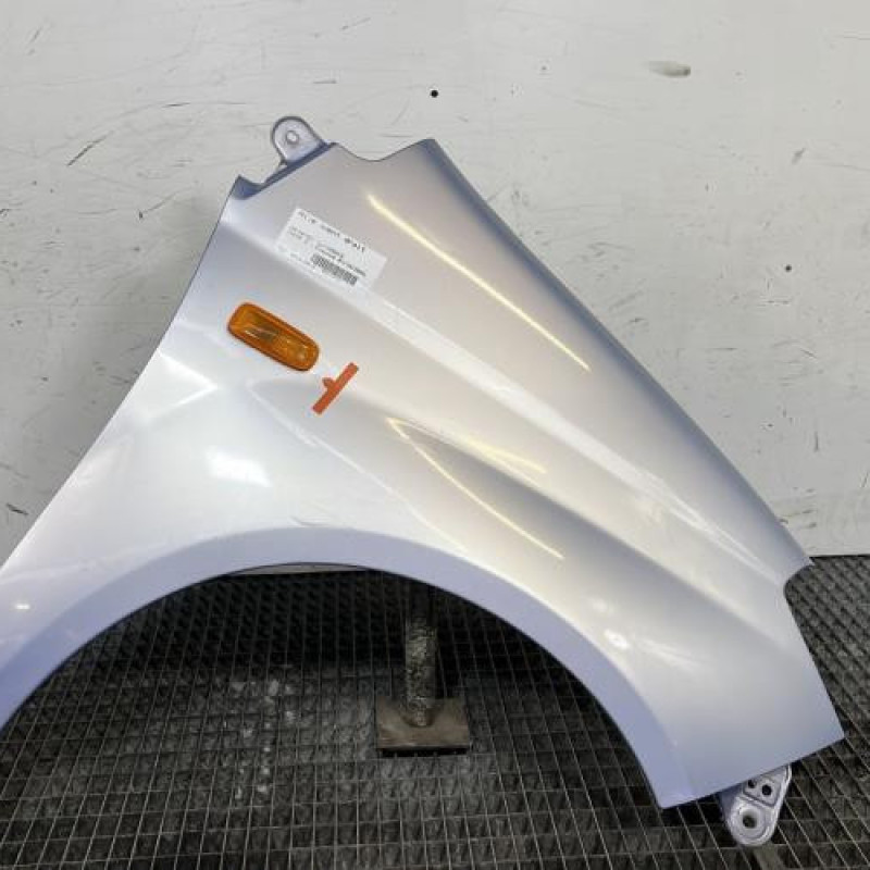 Aile avant droit DAIHATSU CUORE 2 Photo n°1