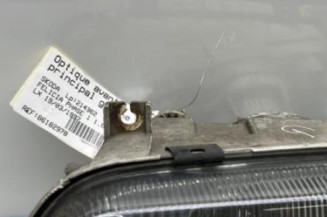 Optique avant principal gauche (feux)(phare) SKODA FELICIA