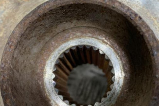 Pivot de moyeu avant droit DACIA DOKKER