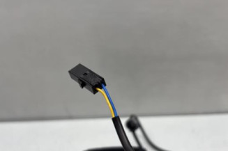 Attache ceinture avant gauche VOLKSWAGEN PASSAT 6