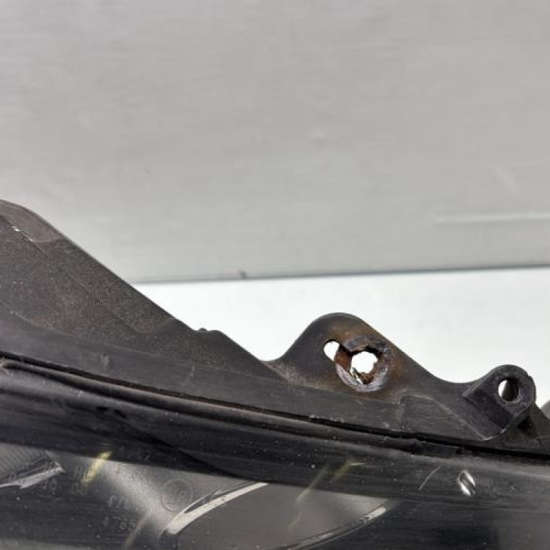 Optique avant principal droit (feux)(phare) FORD FIESTA 6 Photo n°4