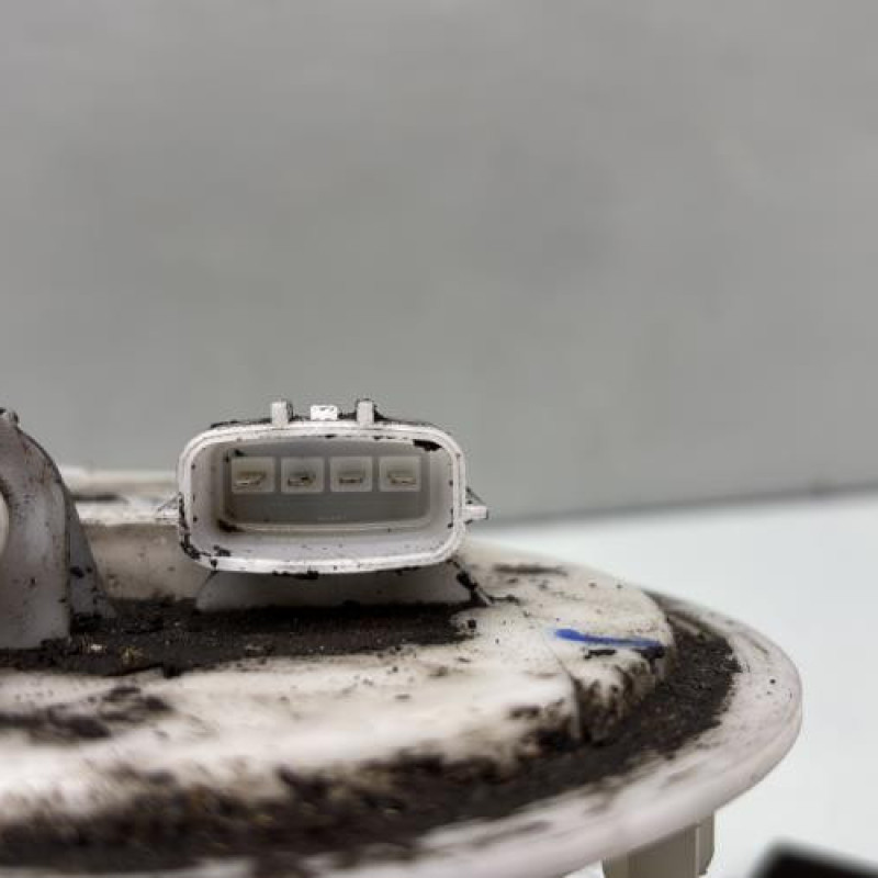 Pompe à carburant RENAULT MEGANE 3 Photo n°3