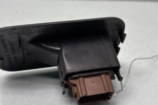 Interrupteur de leve vitre avant droit RENAULT TRAFIC 2