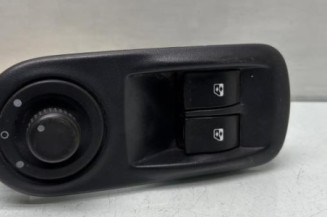 Interrupteur de leve vitre avant gauche RENAULT TRAFIC 2 Photo n°1