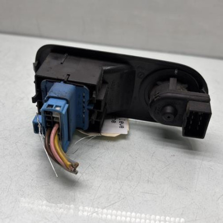 Interrupteur de leve vitre avant gauche RENAULT TRAFIC 2