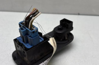 Interrupteur de leve vitre avant gauche RENAULT TRAFIC 2