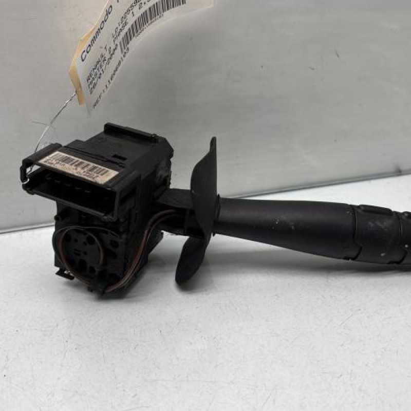 Commodo phare RENAULT MASTER 2 Photo n°2