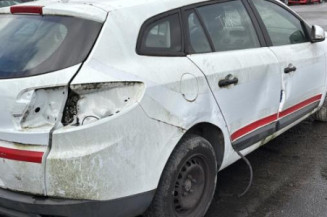 Serrure de coffre RENAULT MEGANE 3