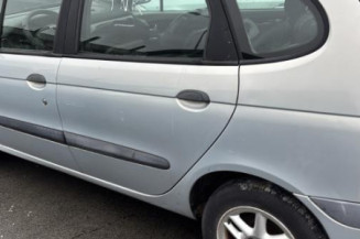 Bras essuie glace arriere RENAULT SCENIC 1