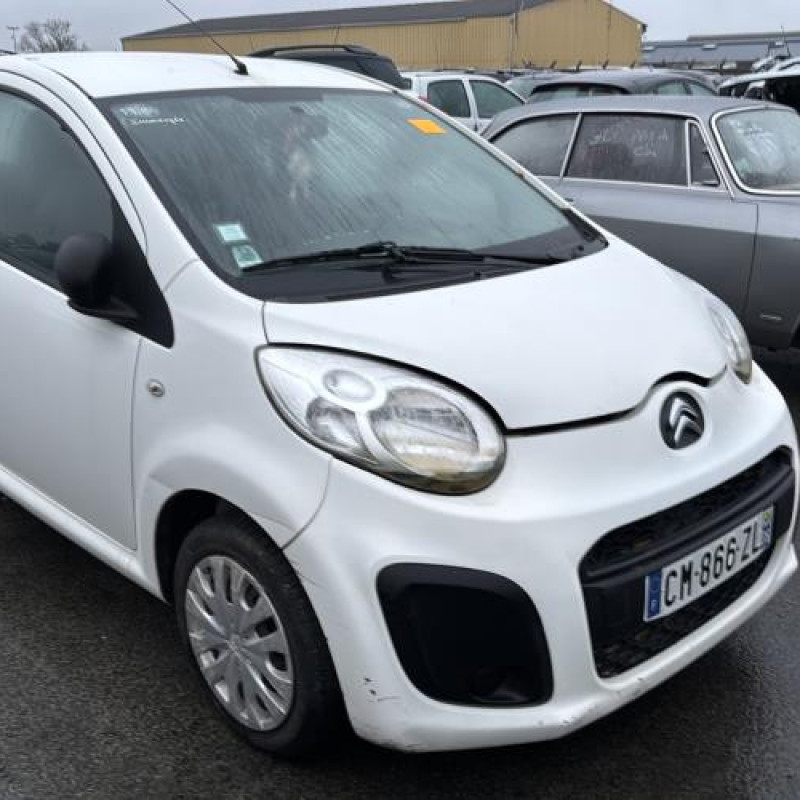 Feu arriere stop central CITROEN C1 1 Photo n°9