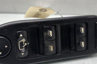 Interrupteur de leve vitre avant gauche CITROEN C5 1 Photo n°1